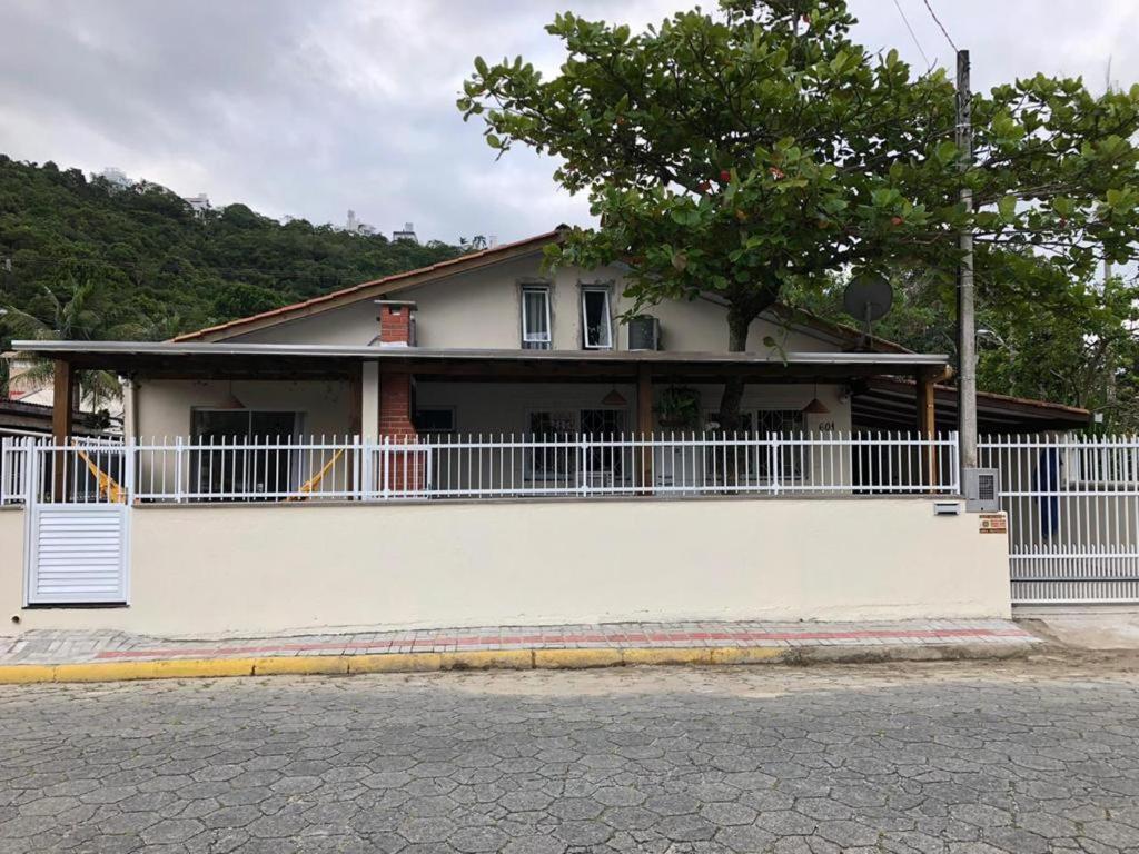 Casa Rua Pescada Amarela Bombinhas Exterior foto